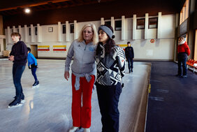 Nachwuchs-Lehrgang Bundestrainerin Brünner und Myriam Turgay-Leuenberger, IAT Eiskunstlaufen (Foto: IAT/ Patrice Marker) Nachwuchs-Lehrgang Bundestrainerin Brünner und Myriam Turgay-Leuenberger, IAT Eiskunstlaufen (Foto: IAT/ Patrice Marker)